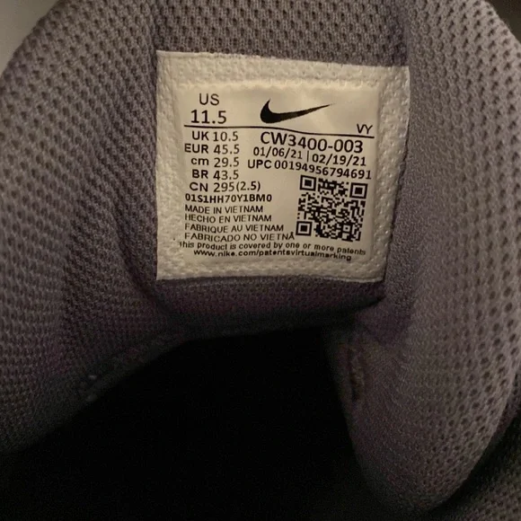 Nike 11.5 - Picture 7 of 15